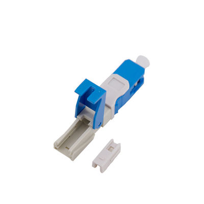 le Telecomunicazioni veloci del connettore 40N APC di fibra ottica di goccia 0.3db livellano
